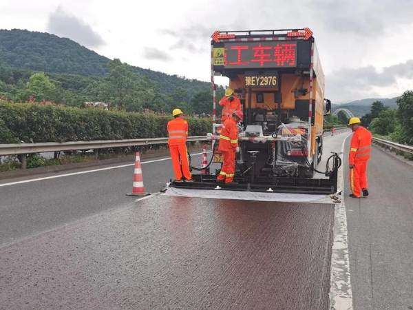 Performance testing of micro-surfacing mixtures_1